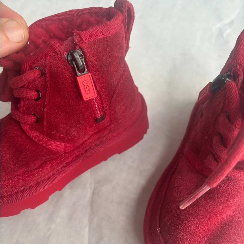 UGG Neumel red suede lace up zipper chukka boots kids size 7.